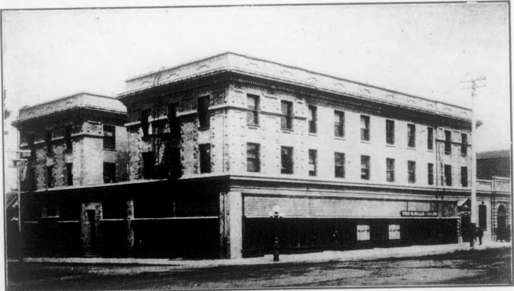 An illustration from The Architect, 1905, leaf 376
