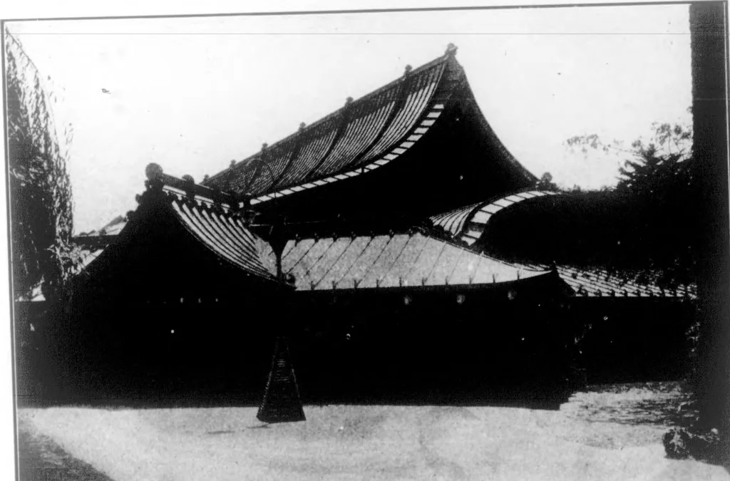 An illustration from The Architect, 1905, leaf 381
