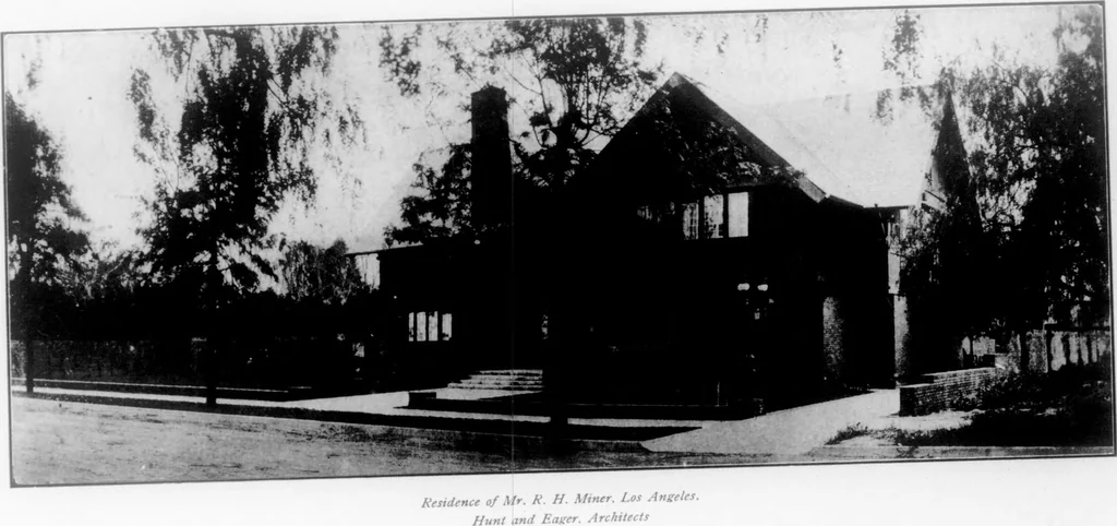 An illustration from The Architect, 1905, leaf 615