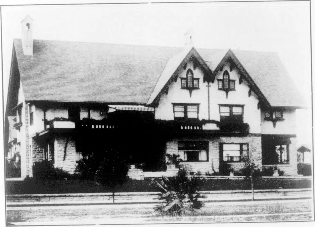 An illustration from The Architect, 1905, leaf 622