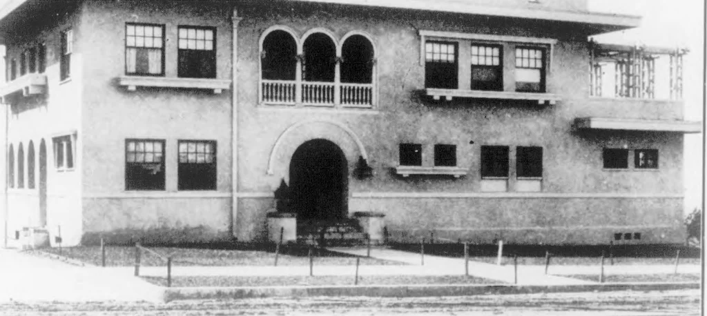 An illustration from The Architect, 1905, leaf 622