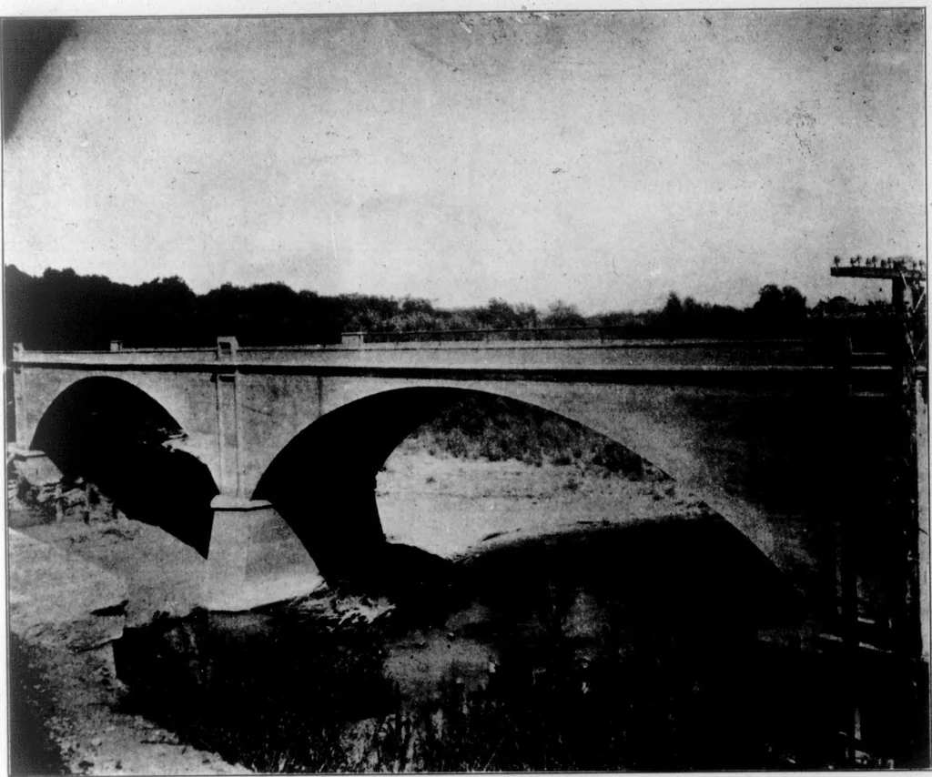 An illustration from The Architect, 1905, leaf 63