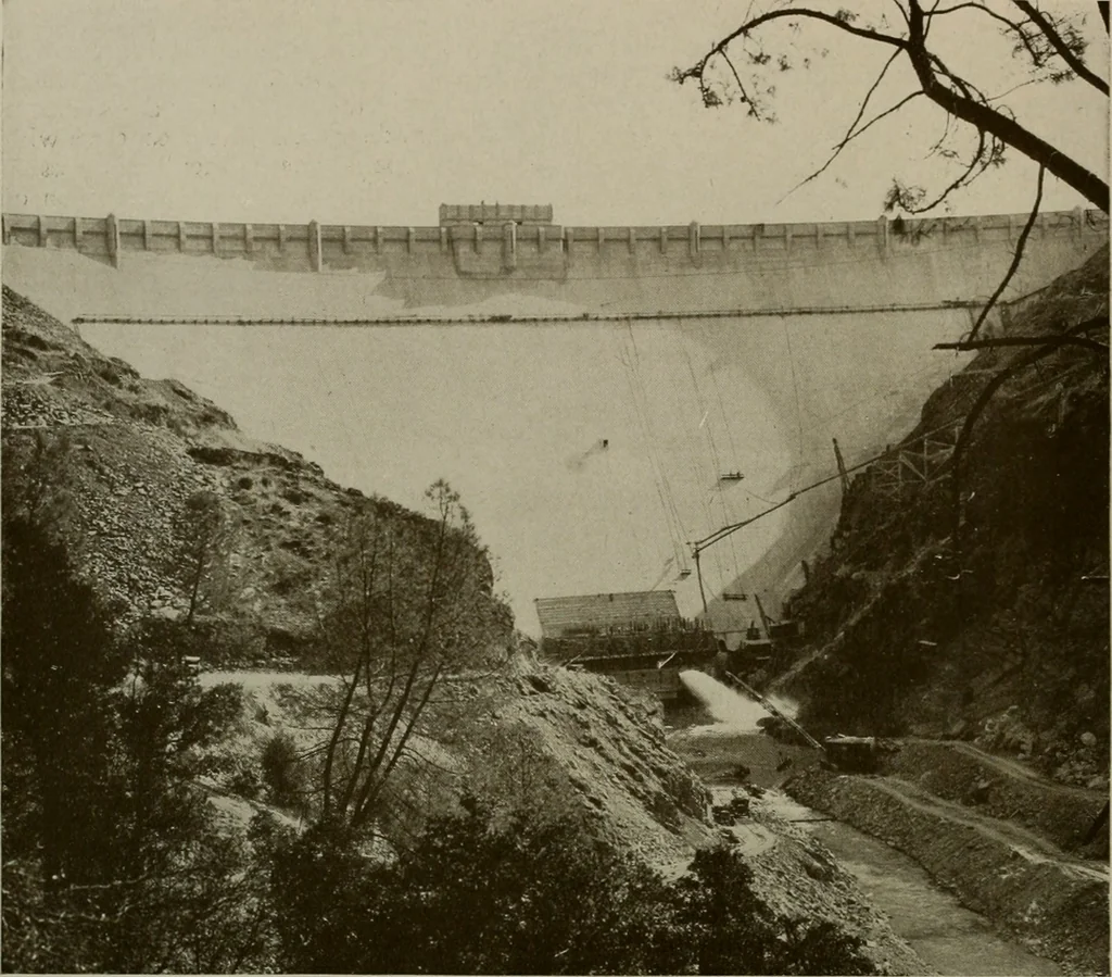 An illustration from Architect and engineer, 1905, leaf 191