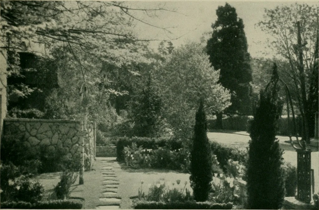 An illustration from Architect and engineer, 1905, leaf 268