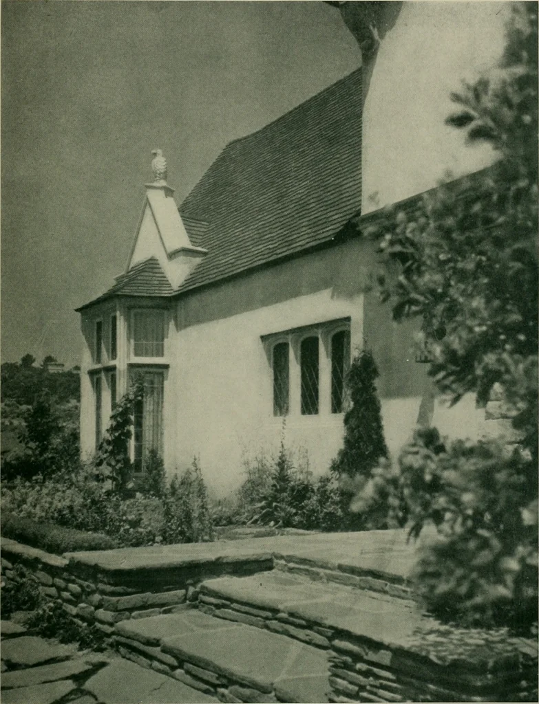 An illustration from Architect and engineer, 1905, leaf 270
