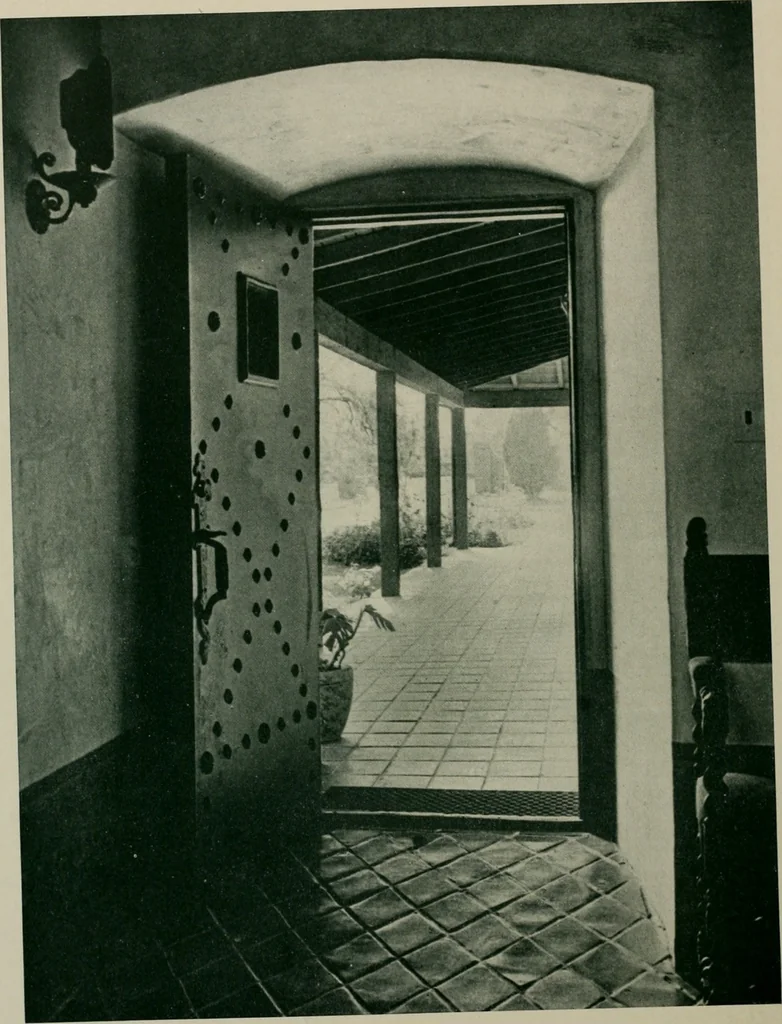 An illustration from Architect and engineer, 1905, leaf 303