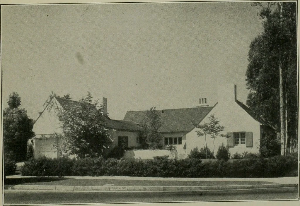 An illustration from Architect and engineer, 1905, leaf 324