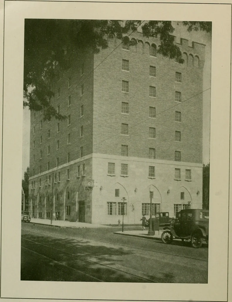 An illustration from Architect and engineer, 1905, leaf 605