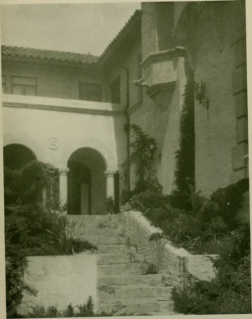 An illustration from Architect and engineer, 1905, leaf 622