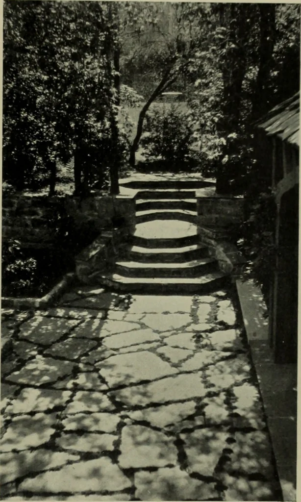 An illustration from Architect and engineer, 1905, leaf 184