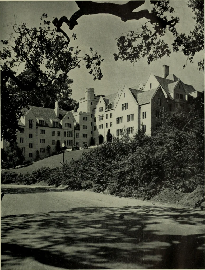 An illustration from Architect and engineer, 1905, leaf 24