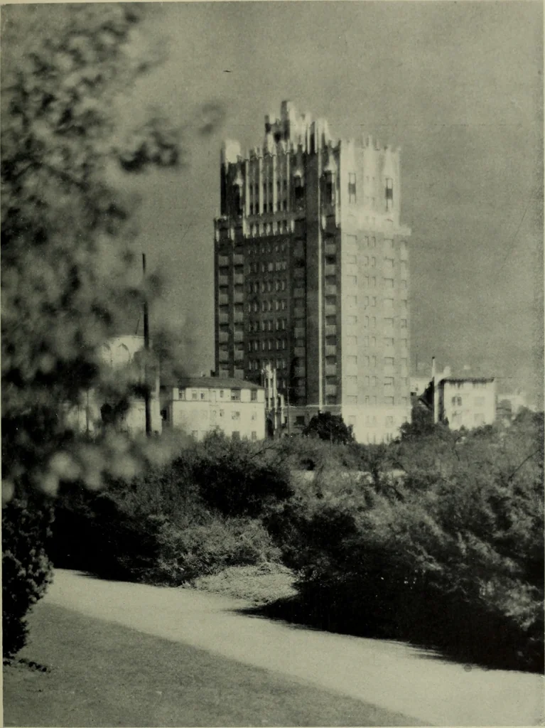 An illustration from Architect and engineer, 1905, leaf 264