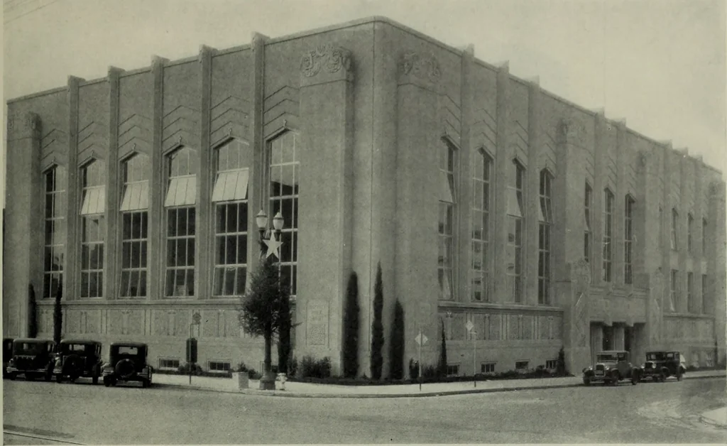 An illustration from Architect and engineer, 1905, leaf 338