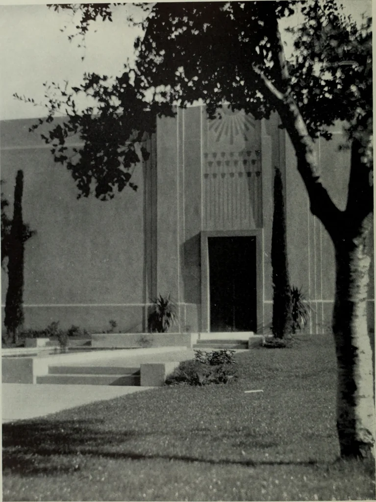 An illustration from Architect and engineer, 1905, leaf 345