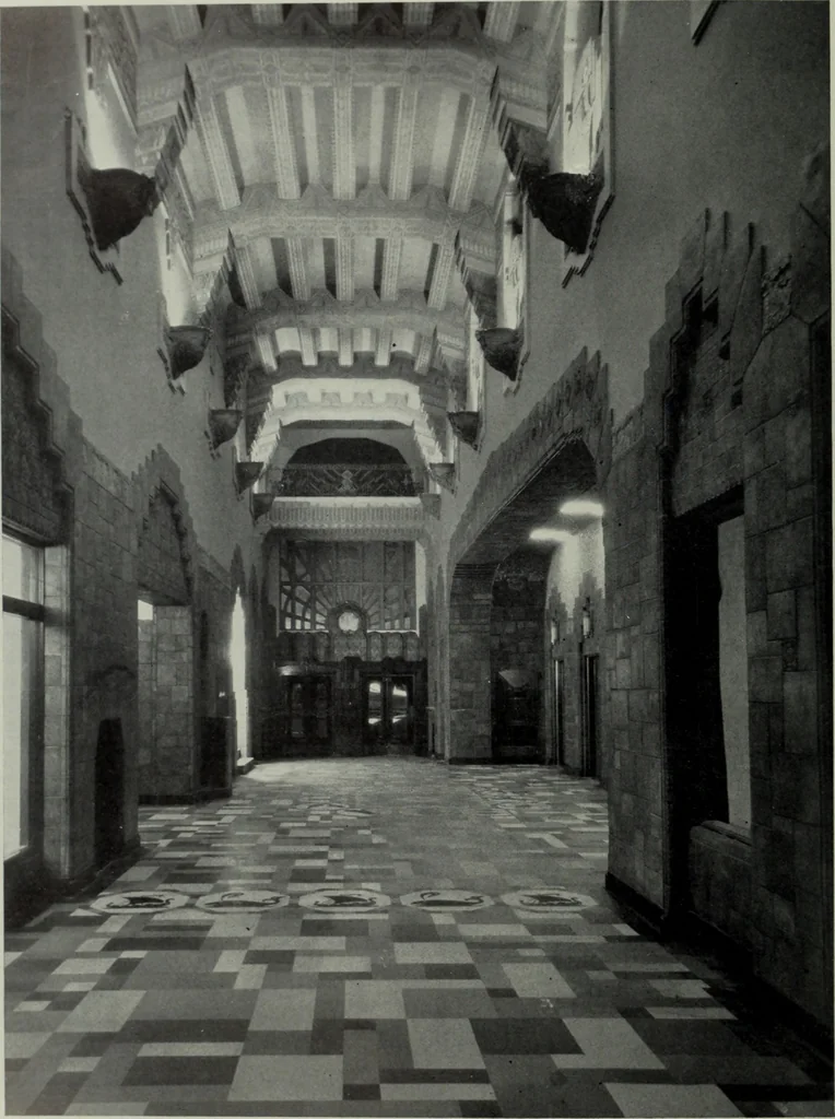 An illustration from Architect and engineer, 1905, leaf 369