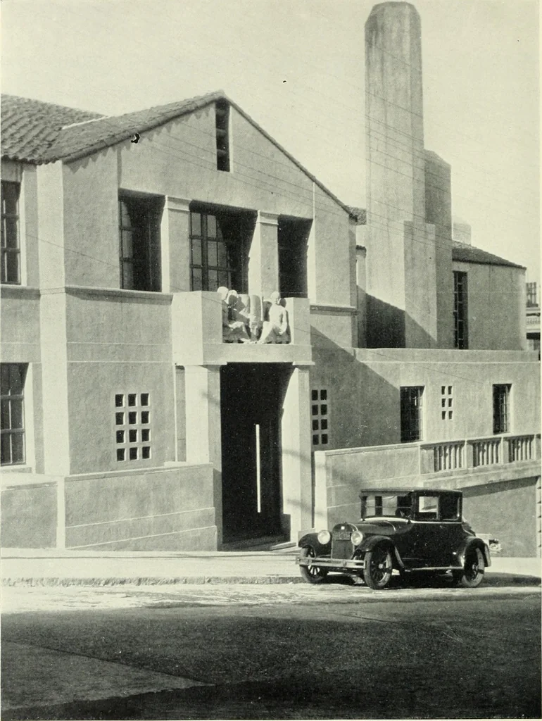 An illustration from Architect and engineer, 1905, leaf 35