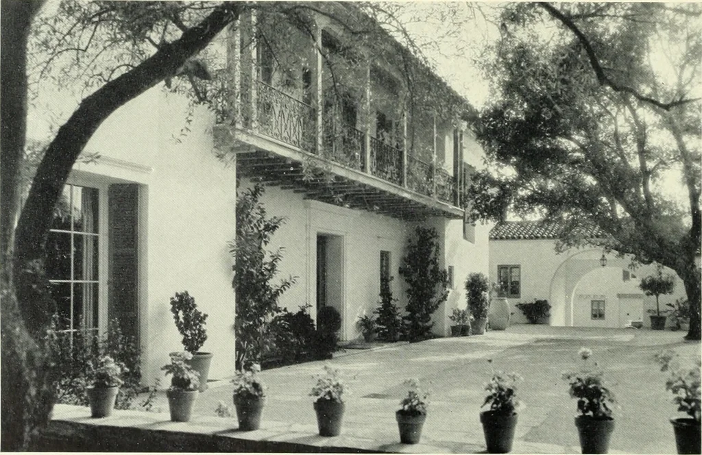 An illustration from Architect and engineer, 1905, leaf 43