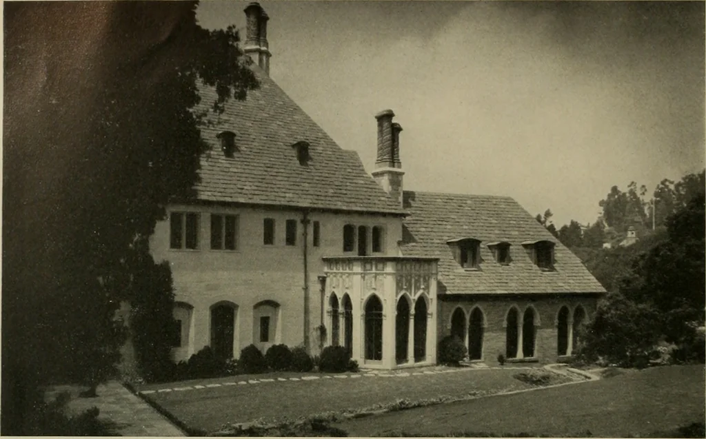 An illustration from Architect and engineer, 1905, leaf 115