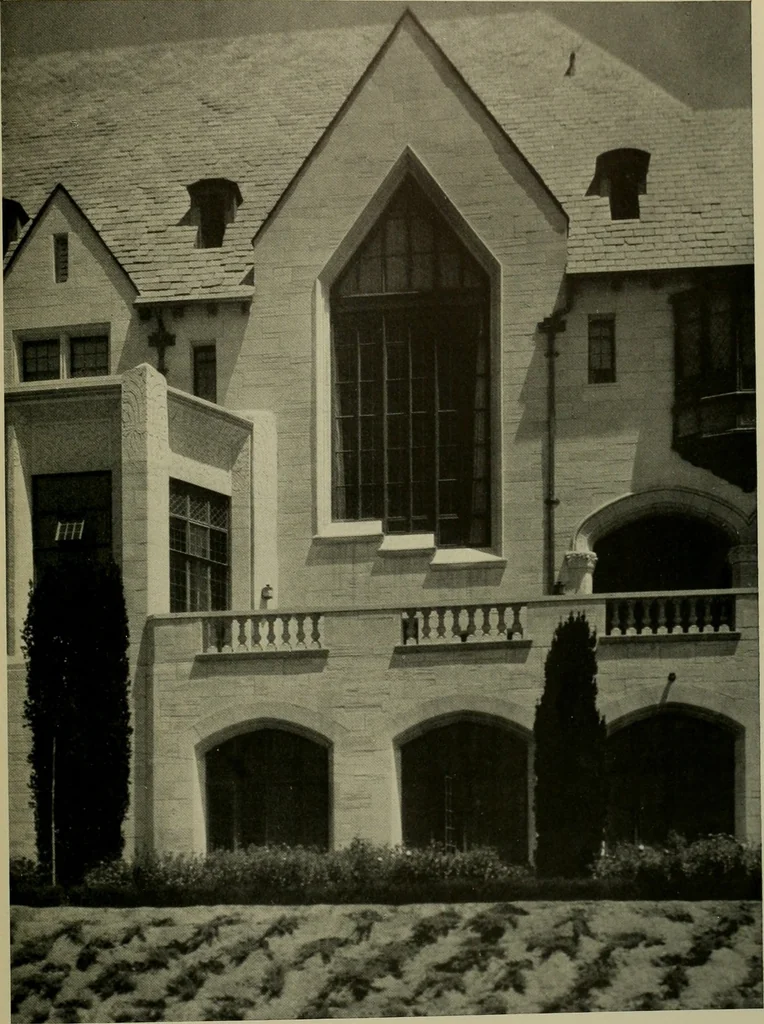 An illustration from Architect and engineer, 1905, leaf 122