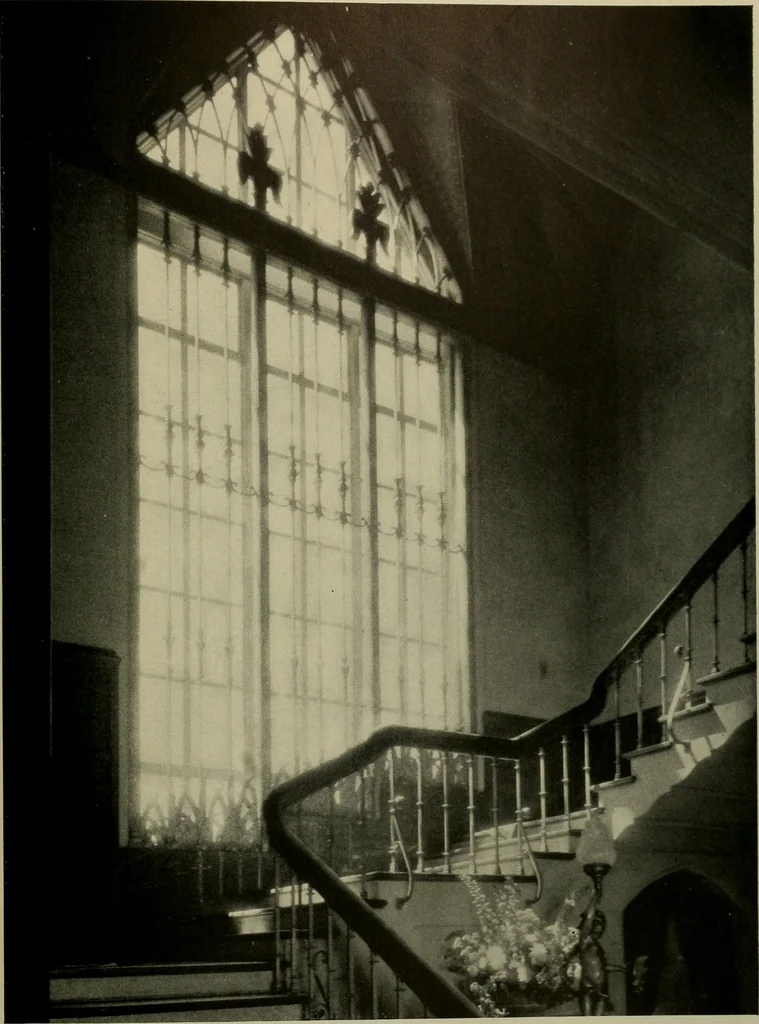 An illustration from Architect and engineer, 1905, leaf 126