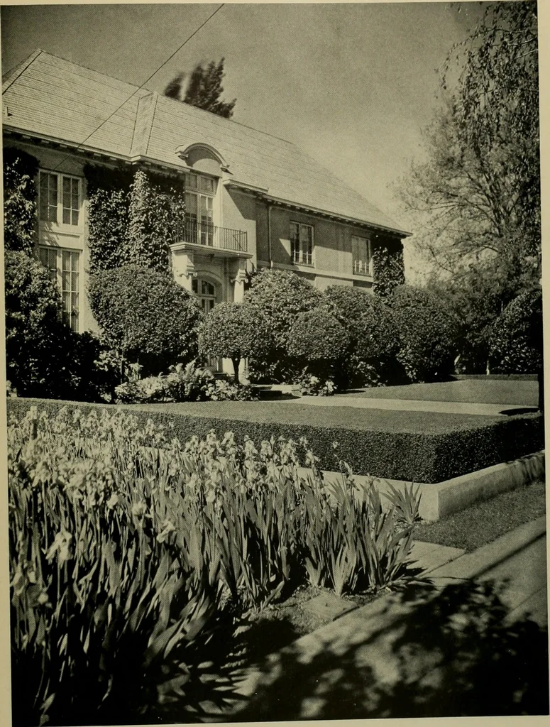 An illustration from Architect and engineer, 1905, leaf 30