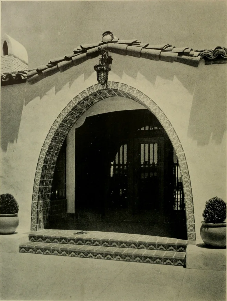 An illustration from Architect and engineer, 1905, leaf 429