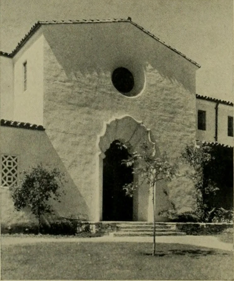 An illustration from Architect and engineer, 1905, leaf 543