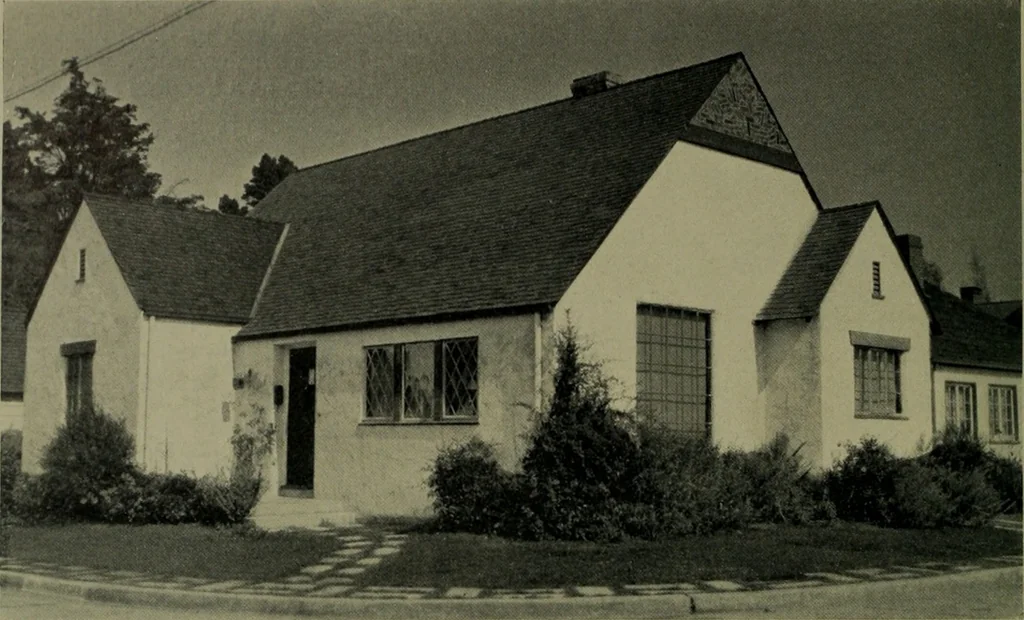 An illustration from Architect and engineer, 1905, leaf 129