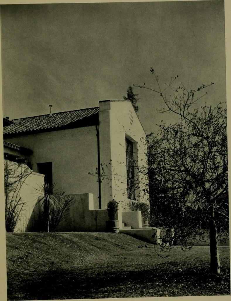 An illustration from Architect and engineer, 1905, leaf 26