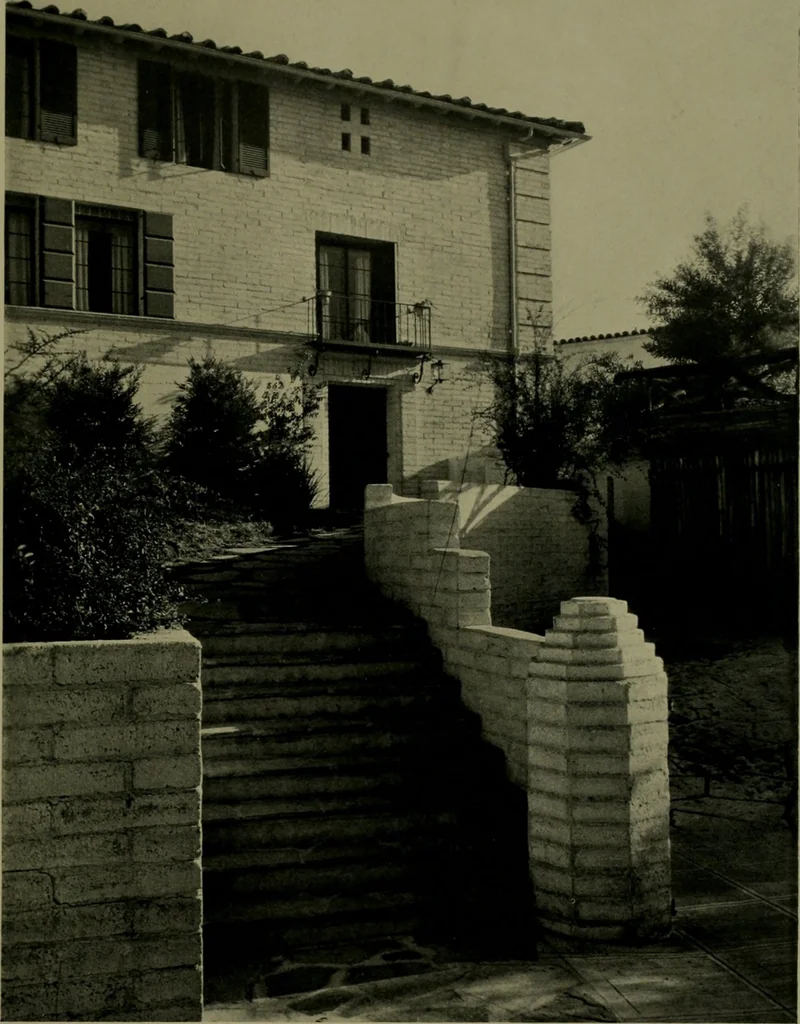An illustration from Architect and engineer, 1905, leaf 28