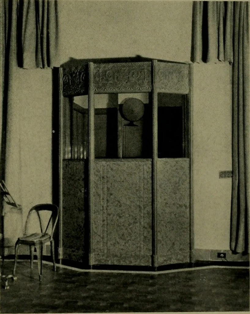 An illustration from Architect and engineer, 1905, leaf 296