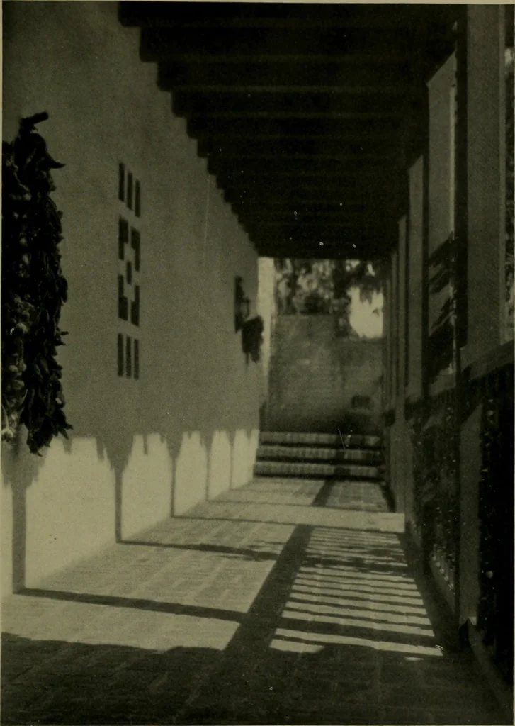An illustration from Architect and engineer, 1905, leaf 366
