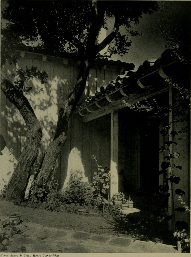 An illustration from Architect and engineer, 1905, leaf 379