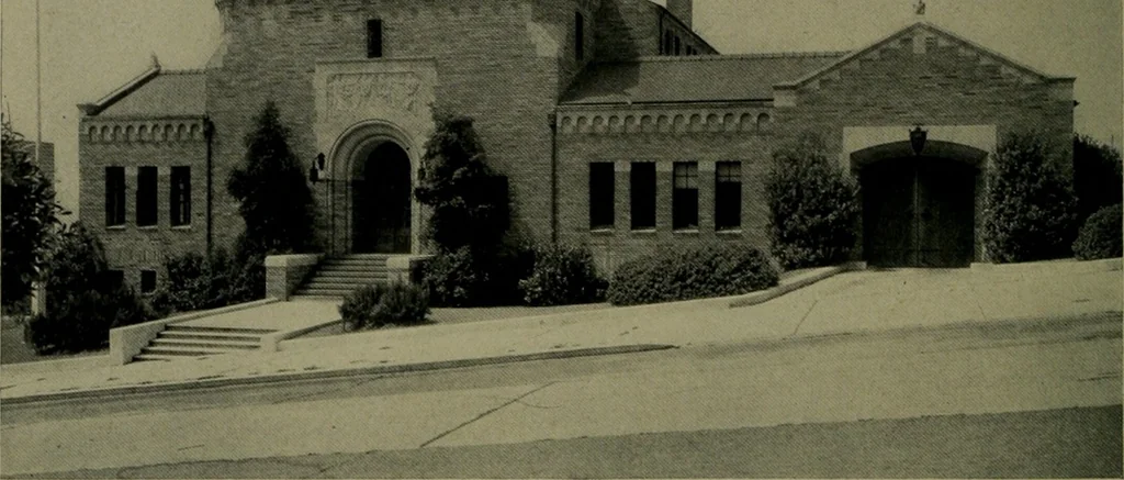 An illustration from Architect and engineer, 1905, leaf 447