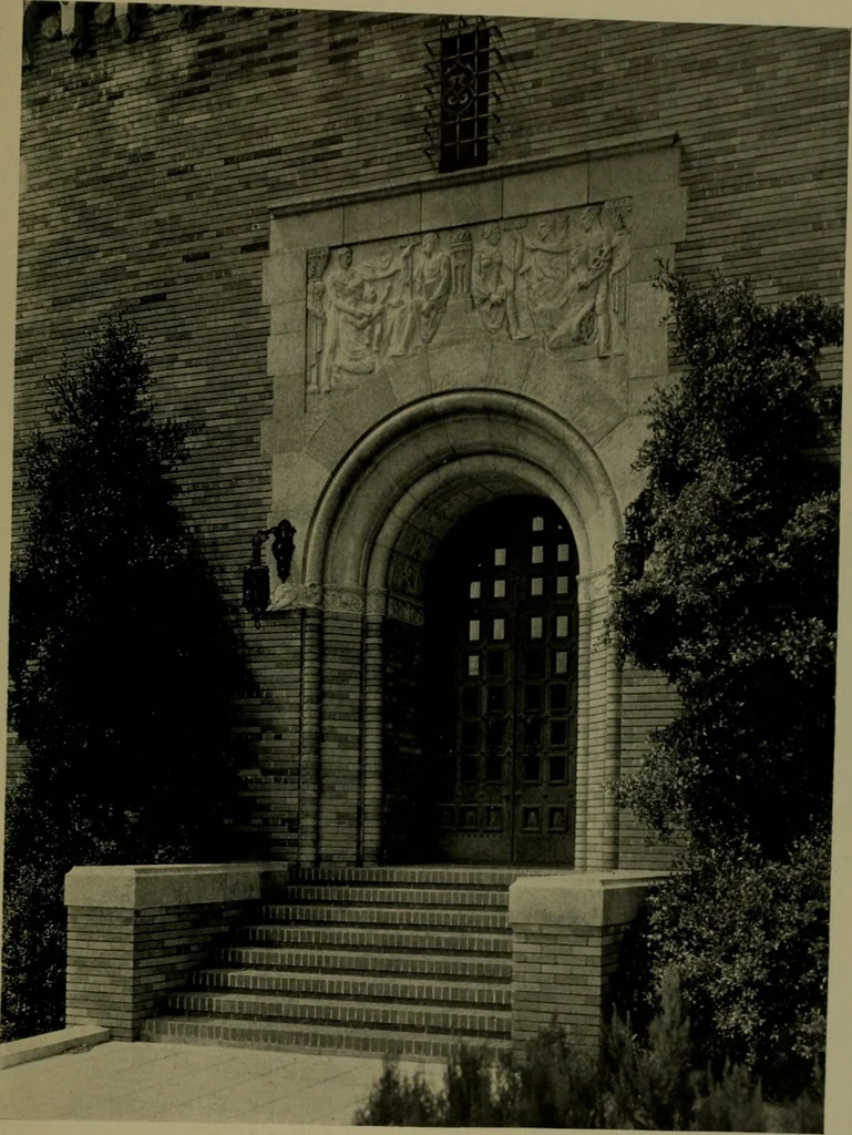 An illustration from Architect and engineer, 1905, leaf 448