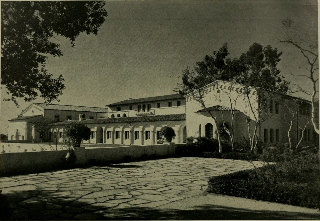 An illustration from Architect and engineer, 1905, leaf 25