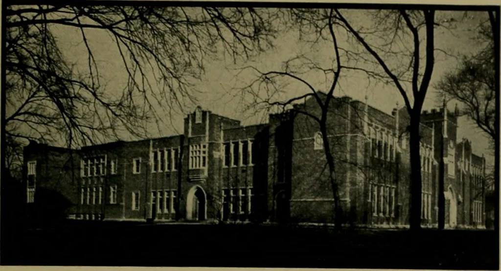 An illustration from Architect and engineer, 1905, leaf 424