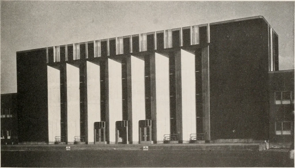 An illustration from Architect and engineer, 1905, leaf 160