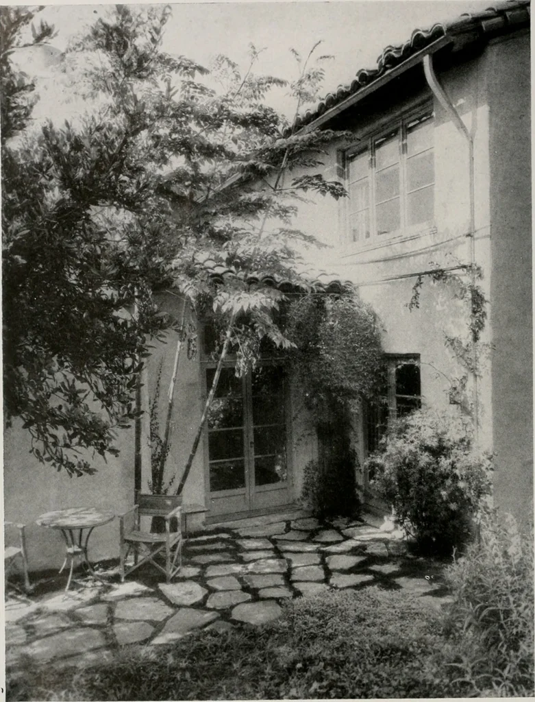 An illustration from Architect and engineer, 1905, leaf 229