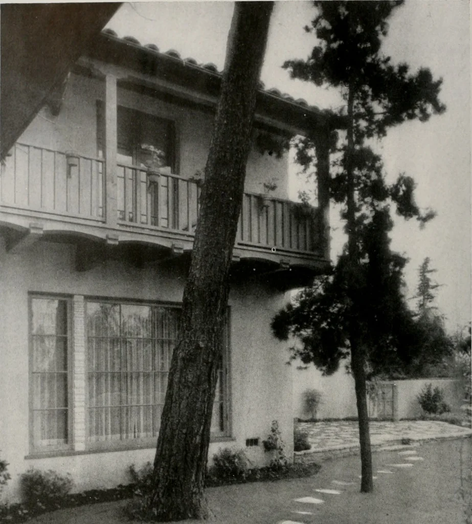 An illustration from Architect and engineer, 1905, leaf 237