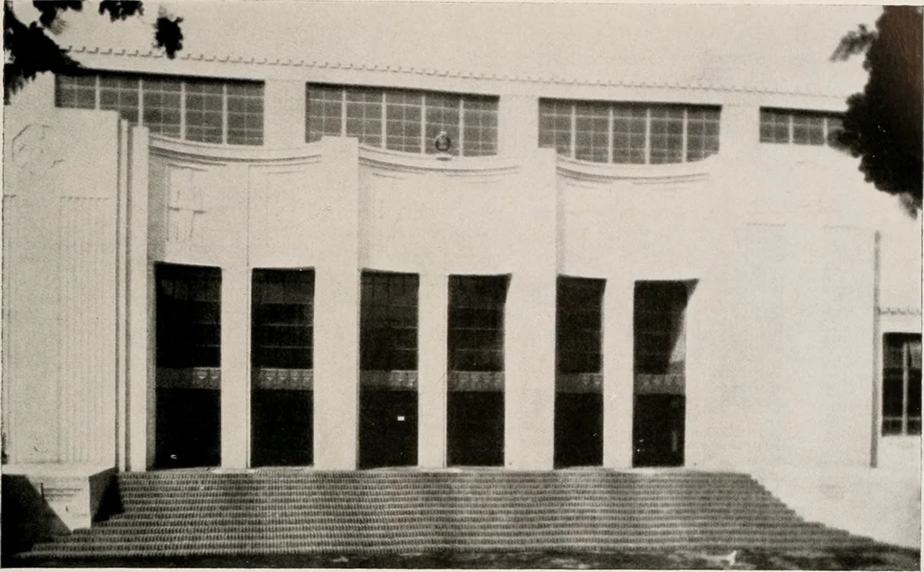 An illustration from Architect and engineer, 1905, leaf 86
