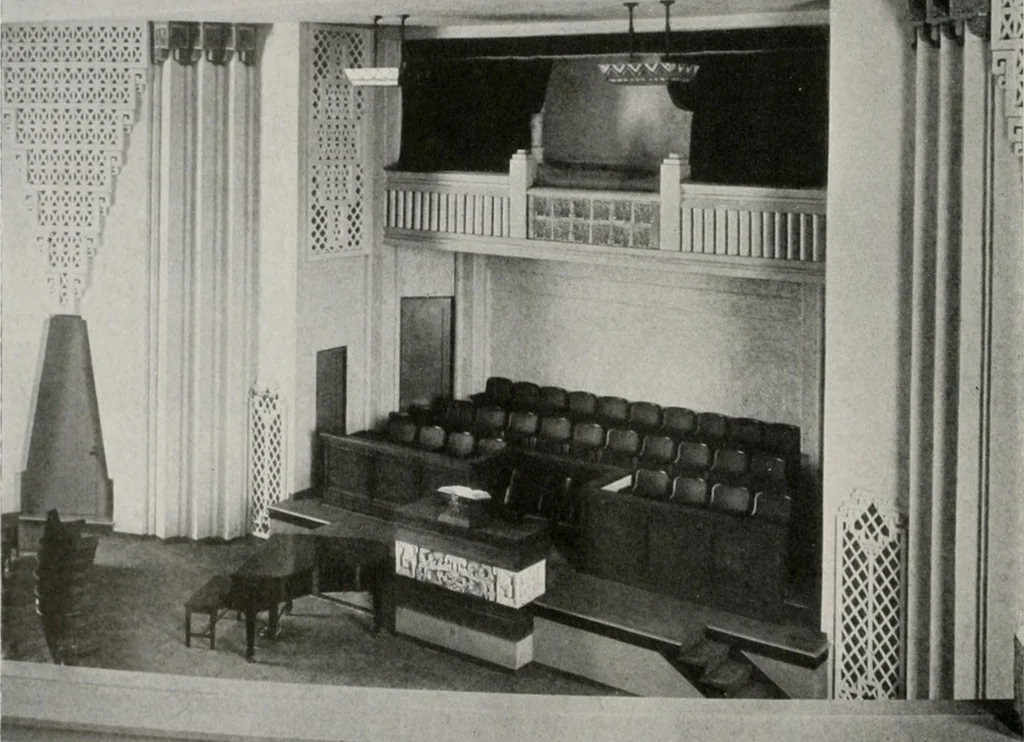 An illustration from Architect and engineer, 1905, leaf 19