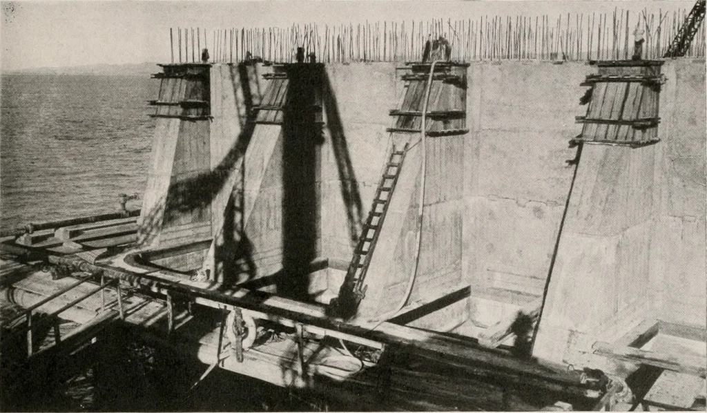An illustration from Architect and engineer, 1905, leaf 266