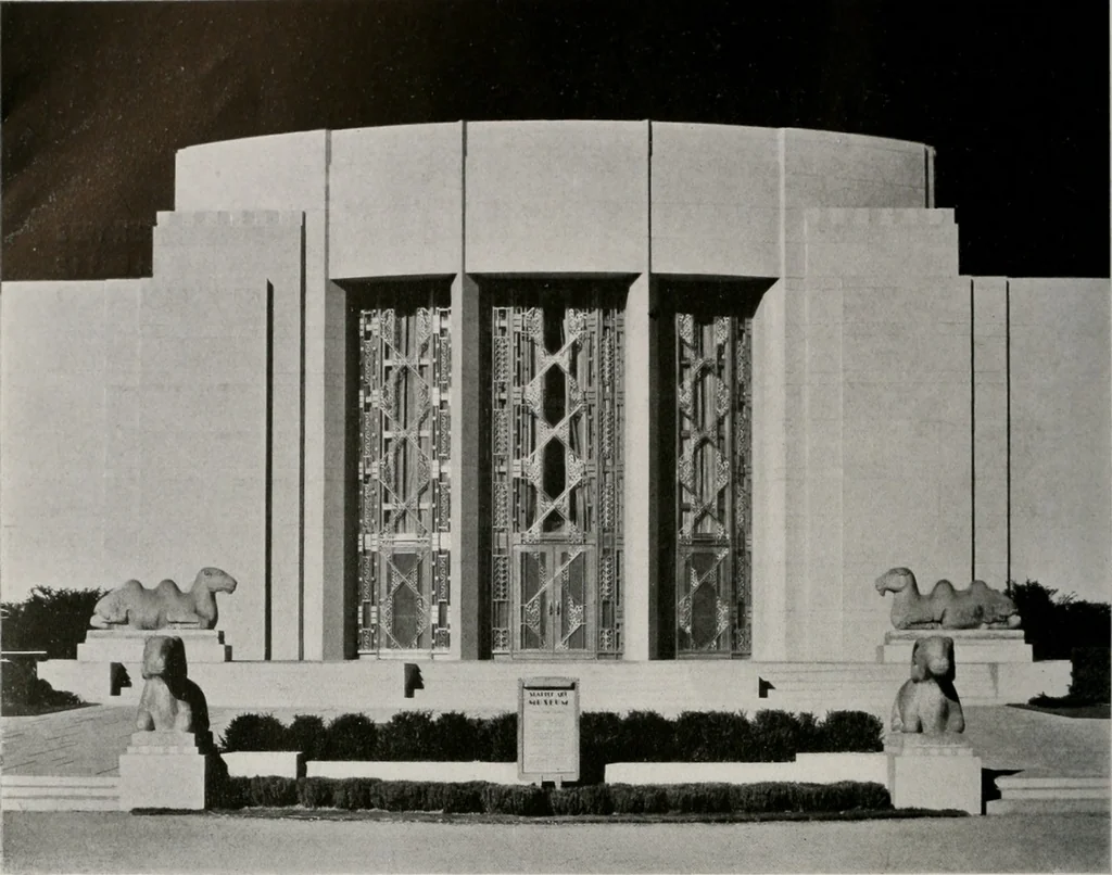 An illustration from Architect and engineer, 1905, leaf 85
