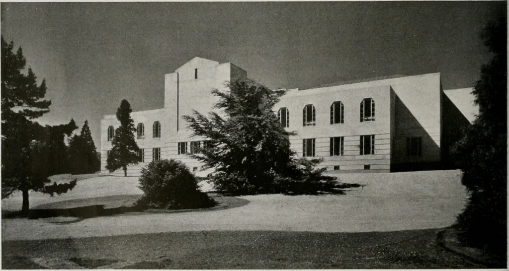 An illustration from Architect and engineer, 1905, leaf 87