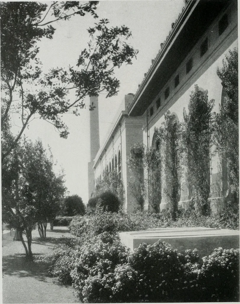 An illustration from Architect and engineer, 1905, leaf 19