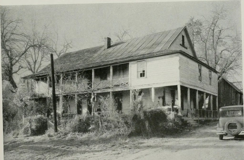 An illustration from Architect and engineer, 1905, leaf 246