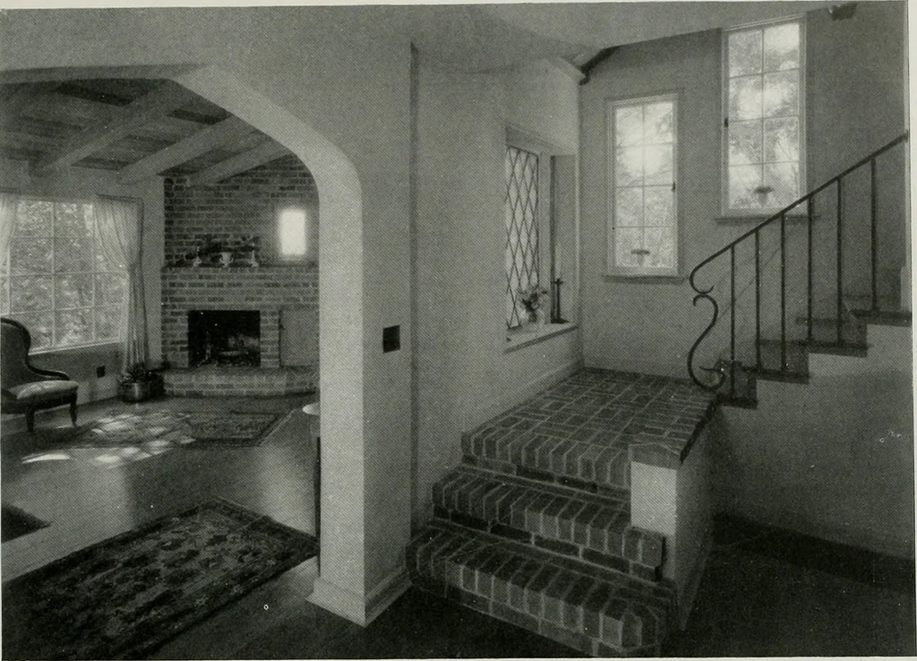 An illustration from Architect and engineer, 1905, leaf 302