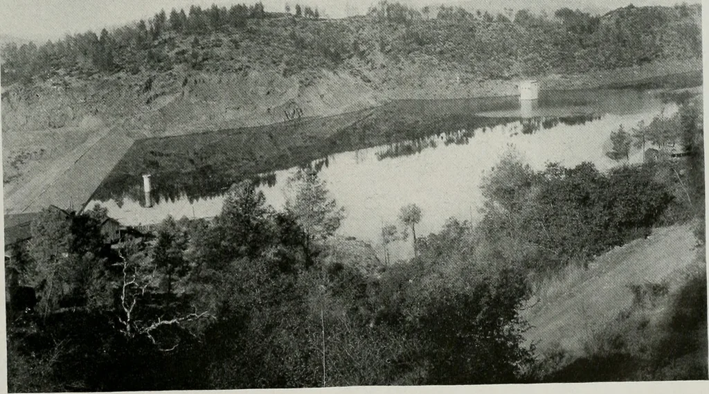 An illustration from Architect and engineer, 1905, leaf 112