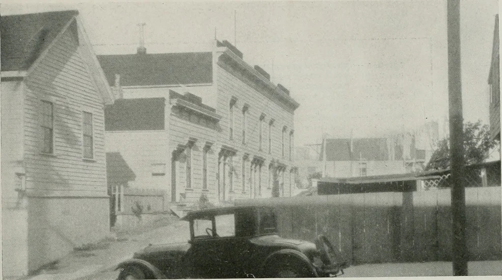 An illustration from Architect and engineer, 1905, leaf 248